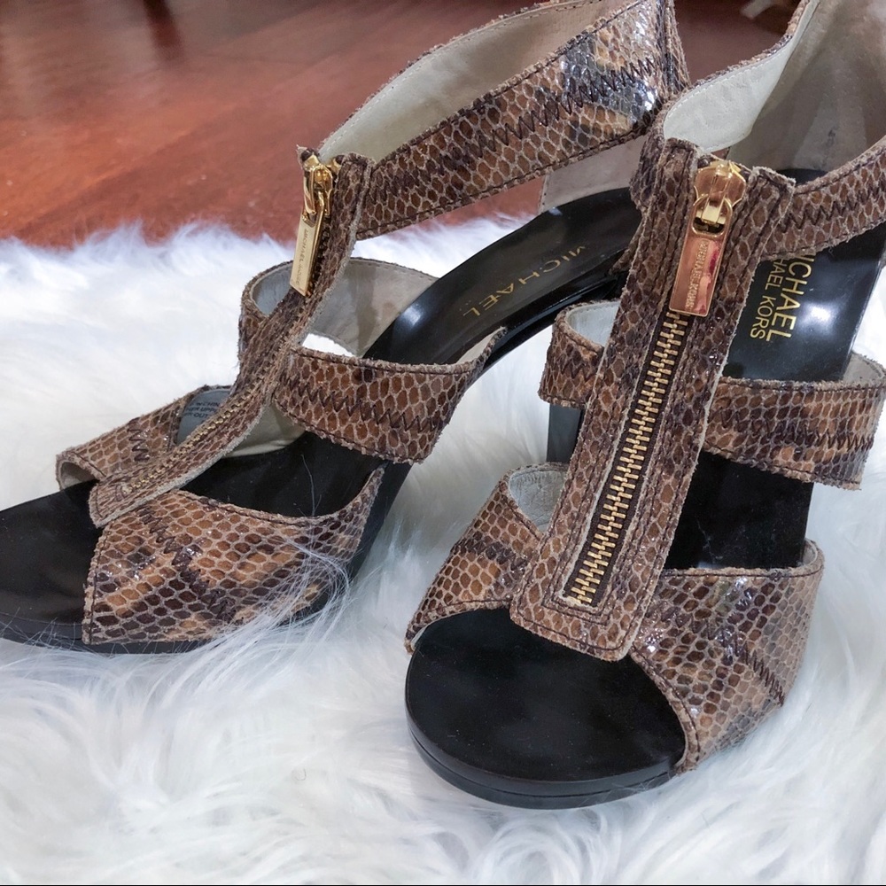 Michael Kors Zipper Berkeley TStrap Sandals